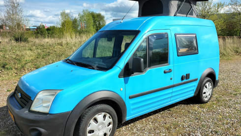 Blue Zone – 2-seater Ford Connect campervan from 2009