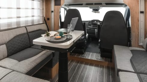 Pioneer II – Unità di trasporto semi-integrata Roller Team a 5 posti letto dal 2026