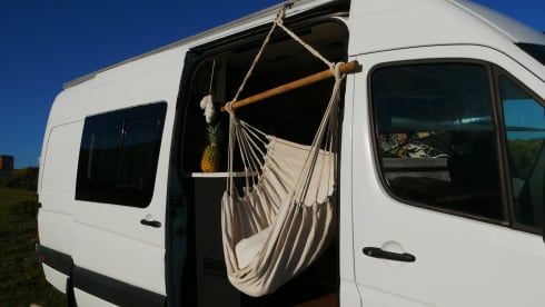 July – Unique Off-Grid Bus Camper - Luxurious, Spacious and Fully Self-Sufficient!