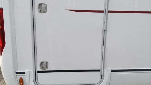 WheelSeal – 4p Adria Mobil semi-integrated uit 2015