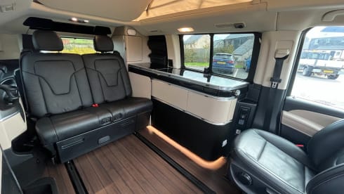 Molly – 4 berth Mercedes-Benz Marco Polo campervan from 2019