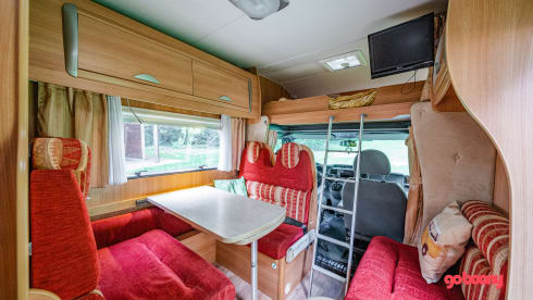  Chausson Flash 03 – Comfortable family camper with bunk beds