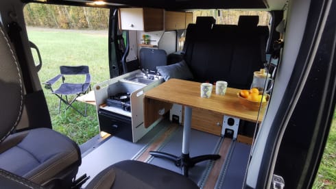 CANTERBURY  – Renault trafic 3 2022 - 4 posti - Lione