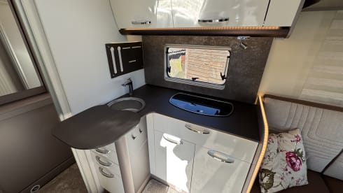 Fredo – 4p Bürstner teilintegriert ab 2024