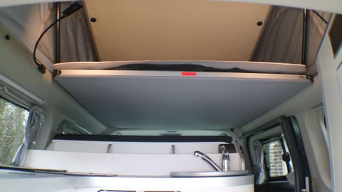 Ford Nugget (new model 2022). With outdoor cooking set!