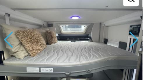 170 pk automaat – Challenger graphite 348 XLB automatic