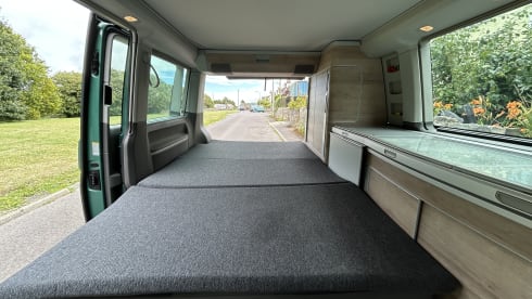 Robert California – VW California Coast Campervan