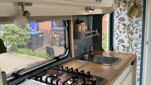 Marietje – Compact yet spacious camper for 6 people