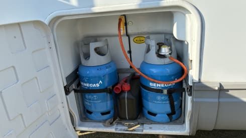 Comfortabele 4p Dethleffs integraal 2002