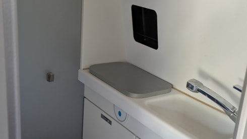 2021 Buscamper 6mtr with length beds Weinsberg