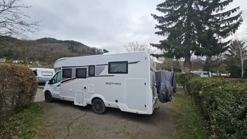 Stan en san  – 4p Roller Team semi-integrated from 2024