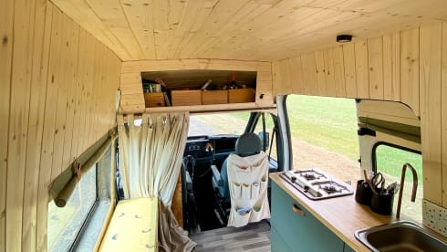 Skippy – Cozy self-build camper - Skippy the Van