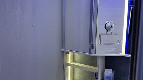 Dolphin  – 4 berth luxury motorhome 