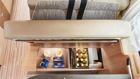Carthago Malibu 640 LE Coupé First Class Two Rooms - Year 2024