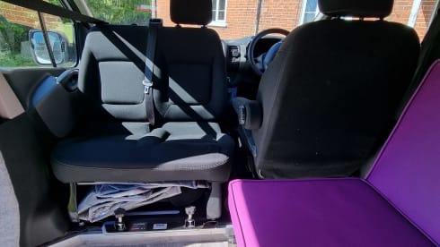 Ruth – 2 berth Renault campervan from 2016