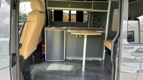 Volkswagen campervan automatic 2023