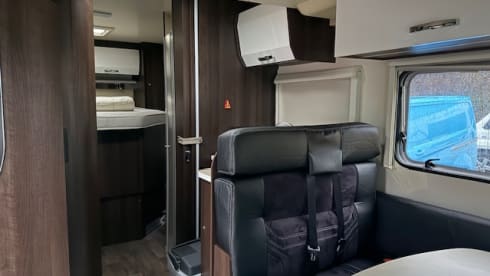 5 berth Roller Team alcove from 2018