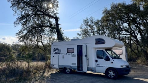Elnagh alcove camper for 6 people 
