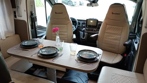 4p Ford semi-integrated from 2022