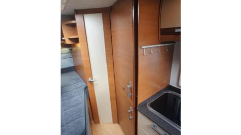 Linquenda – Very comfortable Knaus Semi-Integral