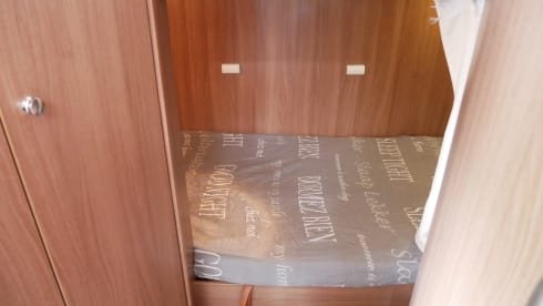 Burstner Argos 6 sleeps 6 seats.