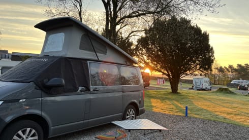 Shelagh – 4 berth Volkswagen campervan 2020- Insurance included 