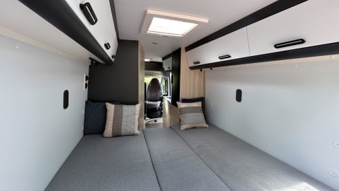 Adria Sun Living 2023 V65 SL bus camper | length beds | tow bar