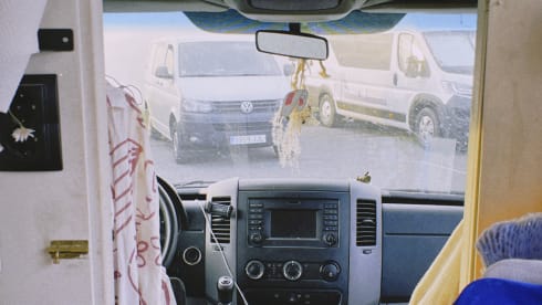 Tao the Van – NEW Tao the Van Automatic gear Mercedes Sprinter 314 campervan 