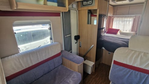 4p Bürstner semi-integrated from 2009