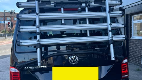 Jessie – VW T32 Adventure Vehicle