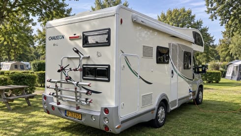 Fiat Ducato Chausson - camping-car très spacieux pour 7 personnes