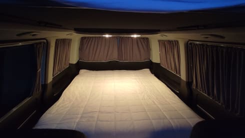 Happy Camper – Luxury 4/5p bus camper Volkswagen Multivan from 2008