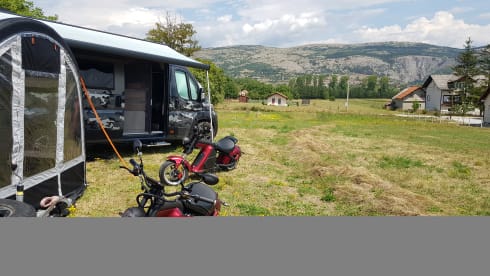 Cit – Autark,Große Batterie,viel Solar,Wechselrichter,sehr gut Isoliert,Premium!