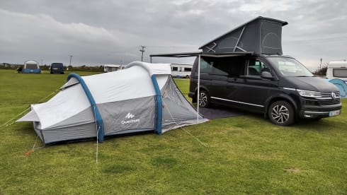 Cali4nia – Volkswagen-Campingbus mit 4 Schlafplätzen ab 2022