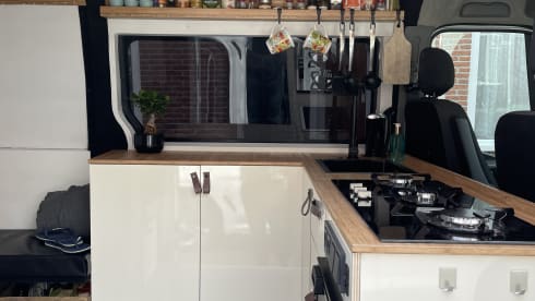 Mooi omgebouwde bus voor twee personen!