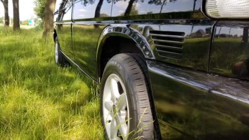 Black Pearl – Go on an unforgettable road trip with this luxury VW T4 Westfalia