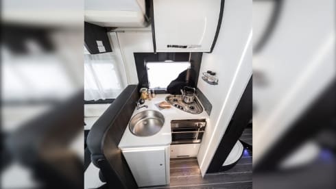 Zefiro 696 Automatic 5 berth – 2024 Roller Team Zefiro 696 Five berth automatic