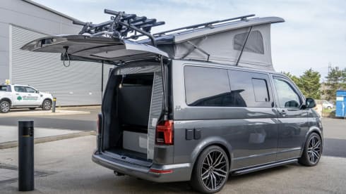 WOW Premium  – 4 berth Volkswagen campervan from 2021
