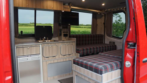 Betsy – Betsy - The VW Crafter! 