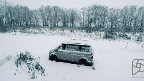 Barney – 'LUXURY' Volkswagen T6.1 Campervan 