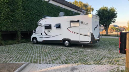 Callie Camper – 4p Elnagh T-Loft 581 Fiat Ducato 2.5 (2018)