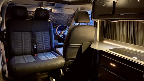 Amotra – 4 berth Volkswagen campervan from 2016