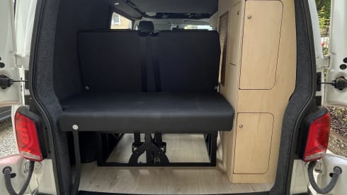 Clara – 4 Berth VW T6.1 Camper
