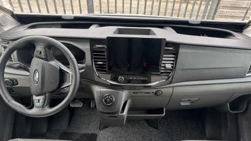 Van Put on the road – 4p Roller Team semi-integrated from 2026