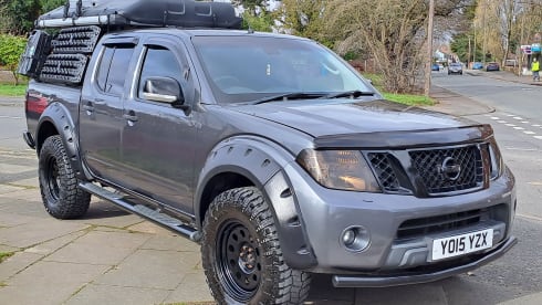 Dave – Nissan Navara (Abenteurer)