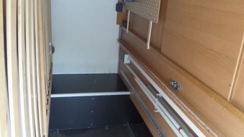 Compact family camper with bunk bed