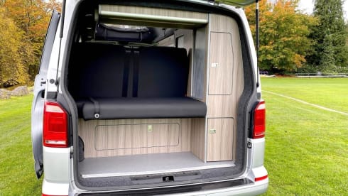 Phoenix – Long wheel base VW Campervan with Solar!