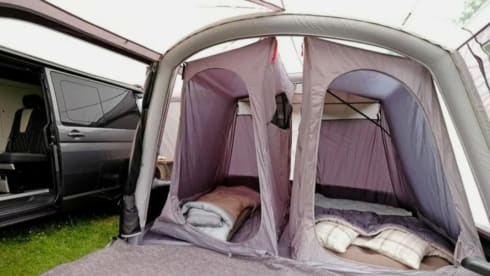 Monika – Vw family T5 -  LWB campervan sleeps 4 