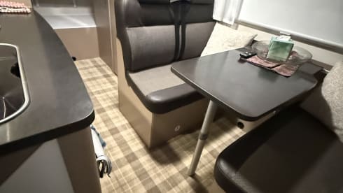 Royal Motorhome  – Mansarda Fiat a 6 posti letto del 2020