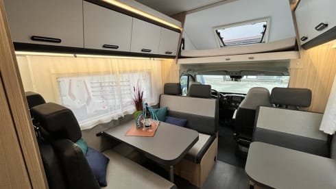 A70 DK – Motorhome SunLiving A70 DK Alkoven #Family vacation
